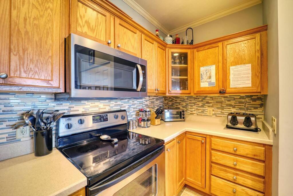 Bucket List Views Sugar Mountain Private Condo - 2Bed, 2Bath, Sleeps 6, Panoramic Views Of Mountains From Large Deck, Short Drive To Shopping, Restaurants, Cafes & Banner Elk Town ภายนอก รูปภาพ