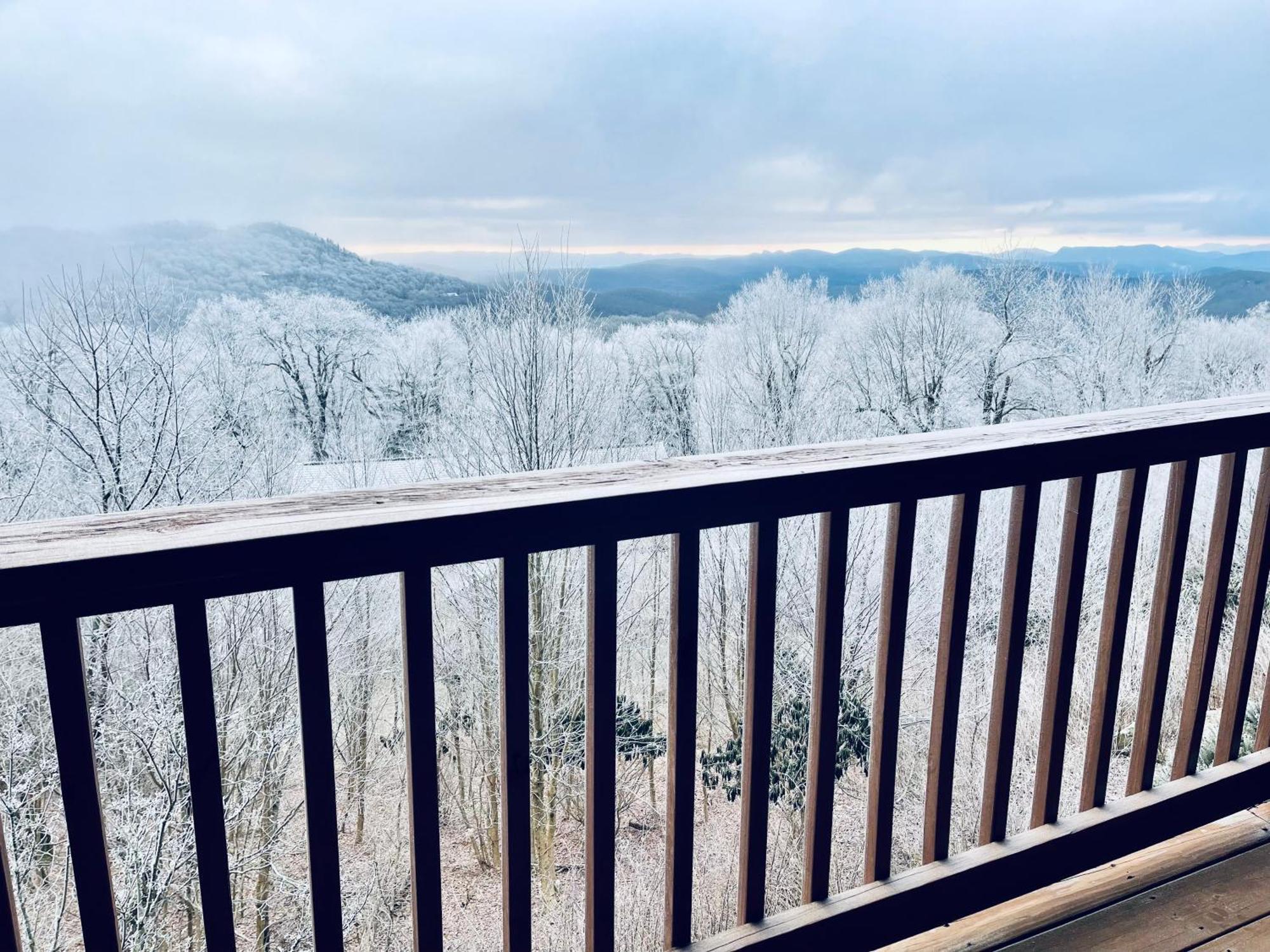 Bucket List Views Sugar Mountain Private Condo - 2Bed, 2Bath, Sleeps 6, Panoramic Views Of Mountains From Large Deck, Short Drive To Shopping, Restaurants, Cafes & Banner Elk Town ภายนอก รูปภาพ